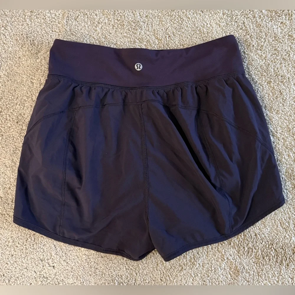 2017 Lululemon Lean In Short 2” Boysenberry Rare Retired Swift Size 6 - Picture 6 of 7